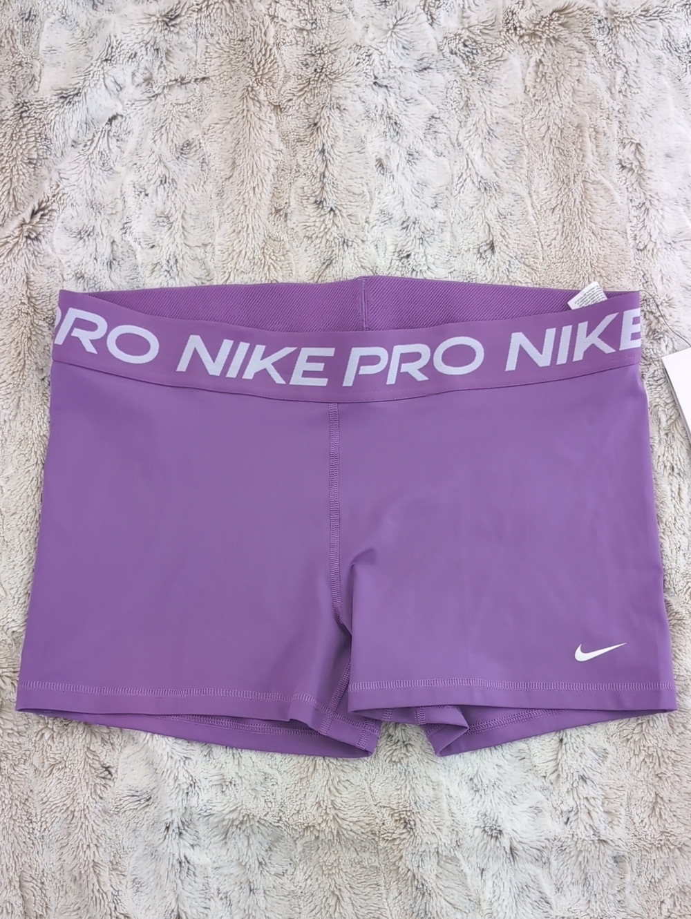 Nike Mid Rise Black Raspberry Pro 3” Shorts - Picture 7 of 9